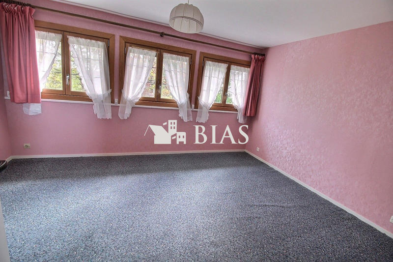 Maison - 156 m² - 8 pièces