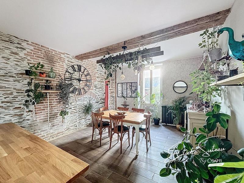 Maison - 170 m² - 7 pièces