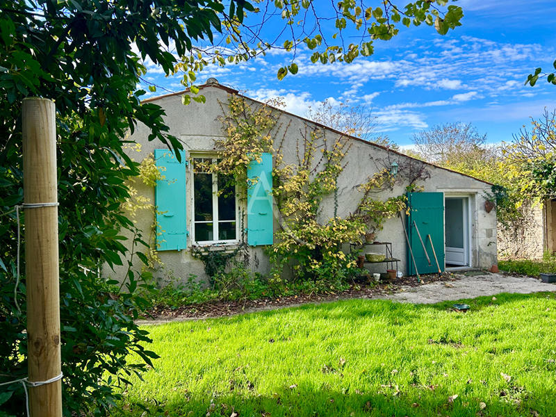 Maison - 229 m² - 9 pièces