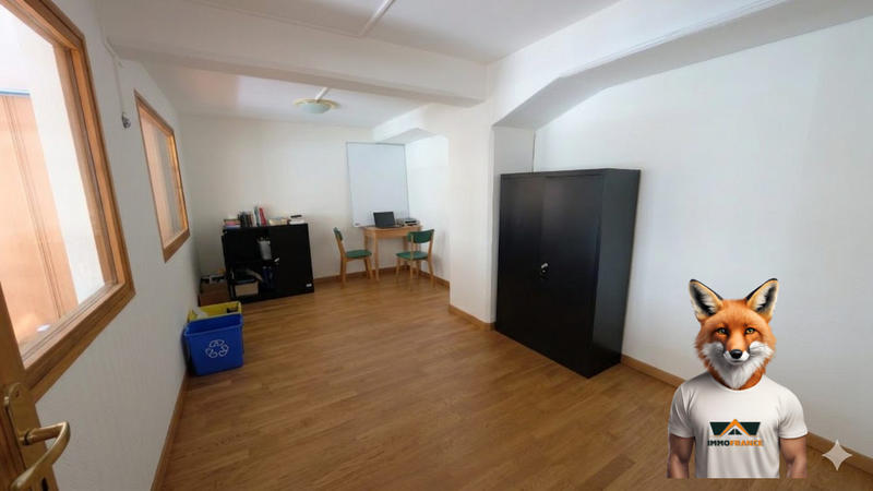 Local commercial - 137 m² - 6 pièces