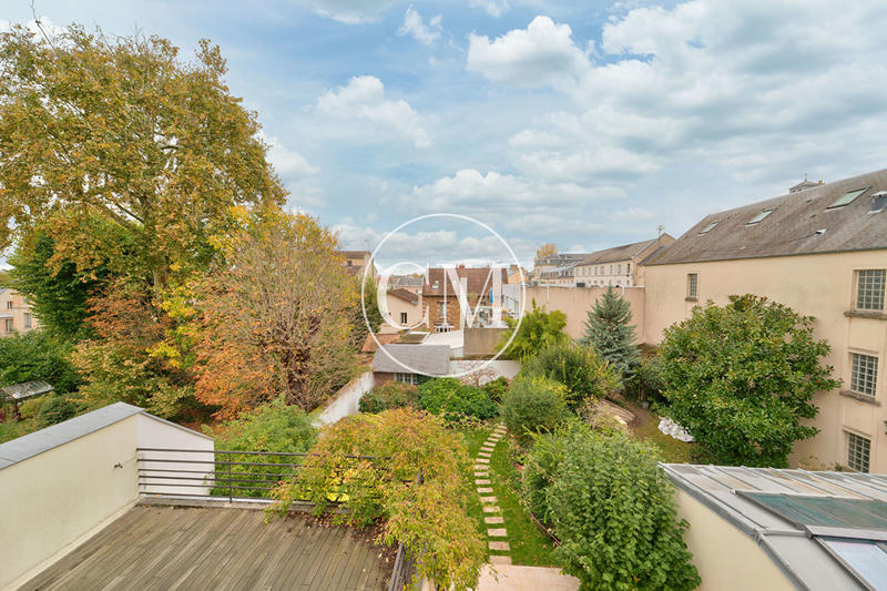 Hôtel particulier - 235 m² - 7 pièces