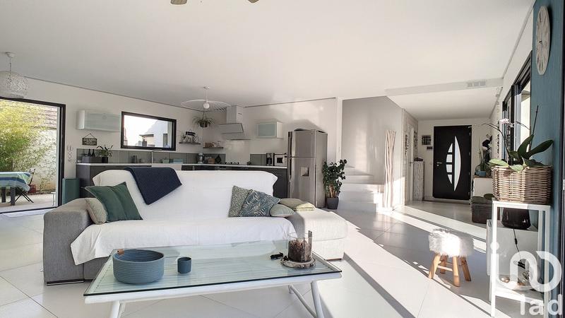 Maison - 135 m² - 6 pièces