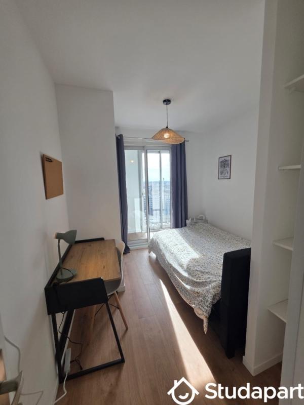 Chambre - 9 m² - 1 pièce