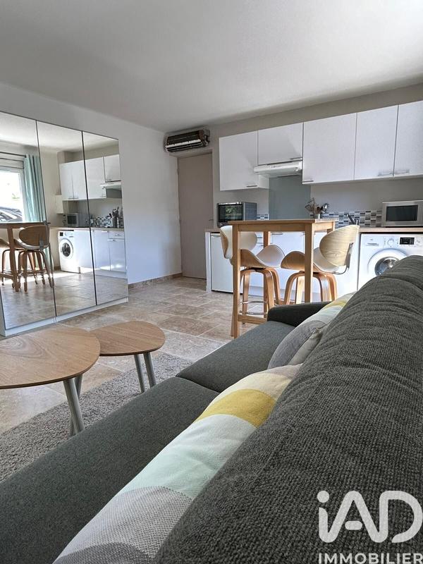 Maison - 177 m² - 8 pièces