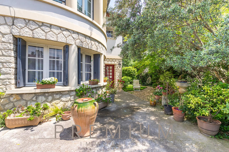 Maison bourgeoise - 188 m² - 7 pièces