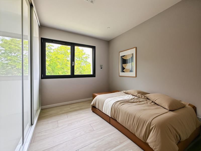 Maison - 180 m² - 6 pièces