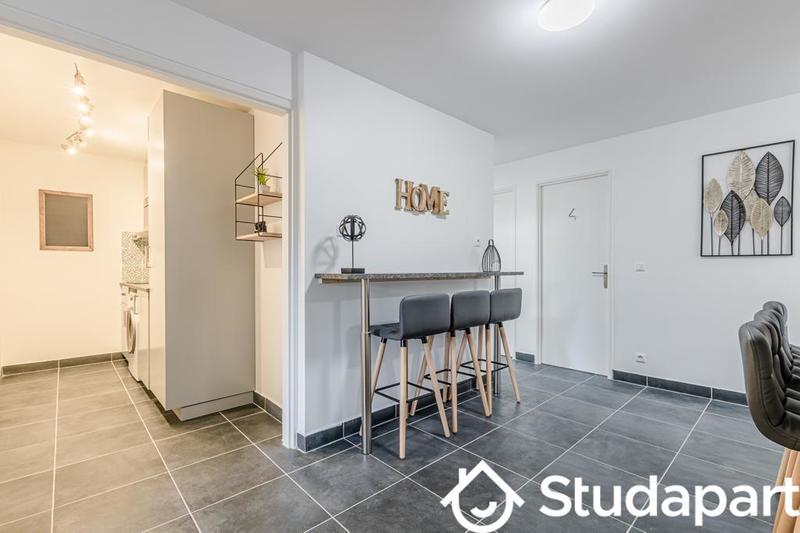 Chambre - 10 m² - 1 pièce