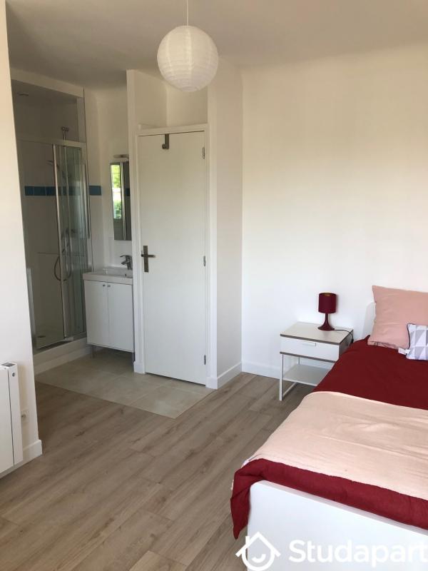 Chambre - 15 m² - 1 pièce