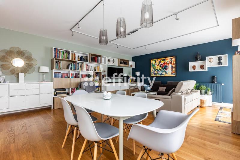 Appartement - 122 m² - 5 pièces