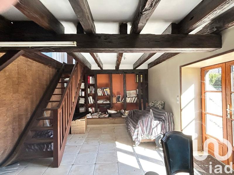 Maison - 360 m² - 8 pièces