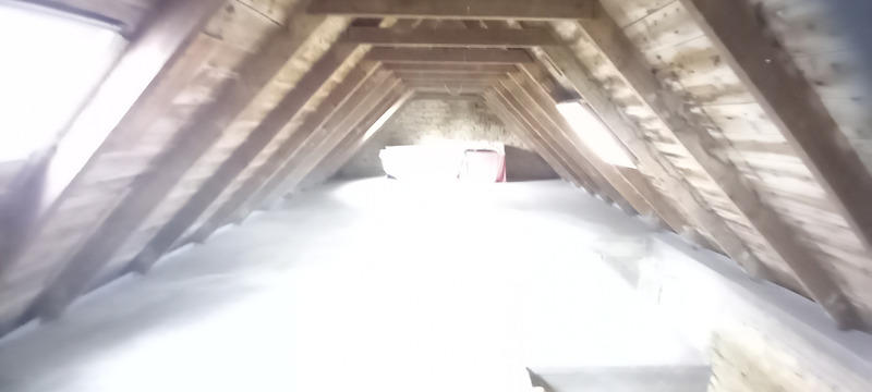 Maison - 250 m² - 4 pièces