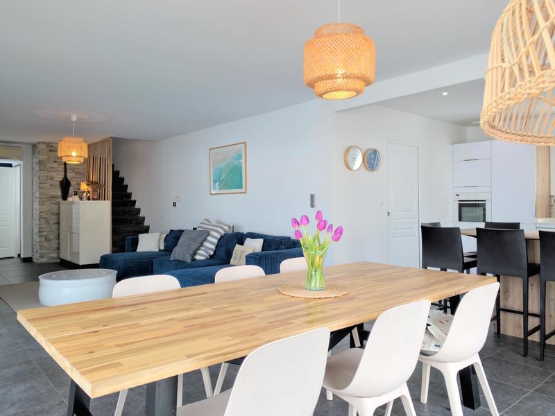 Villa - 166 m² - 9 pièces