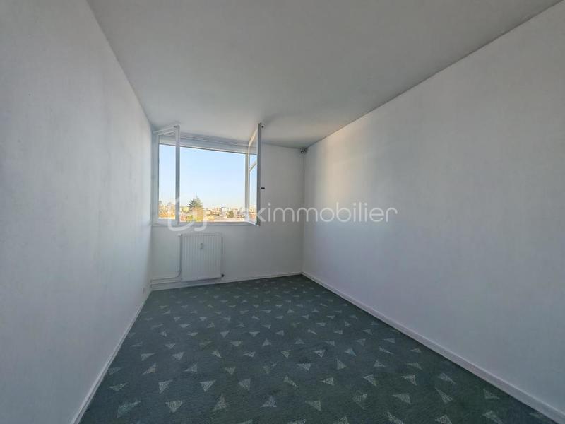 Appartement - 90 m² - 5 pièces