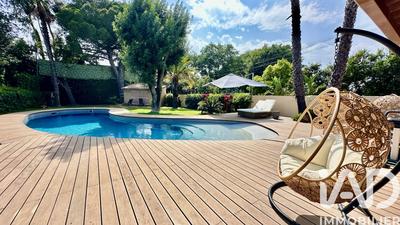 Maison de maîtres - 158 m² - 7 pièces