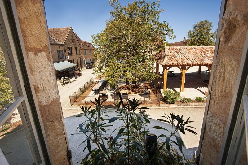 Maison traditionnelle - 154 m² - 5 pièces