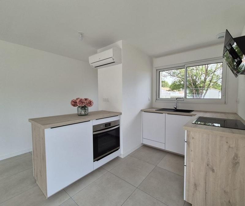 Villa - 90 m² - 5 pièces