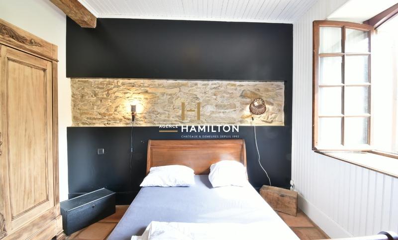 Moulin - 249 m² - 11 pièces