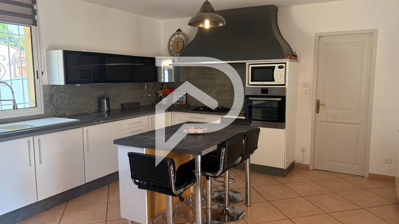 Maison - 120 m² - 5 pièces