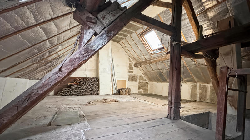 Maison - 97 m² - 5 pièces