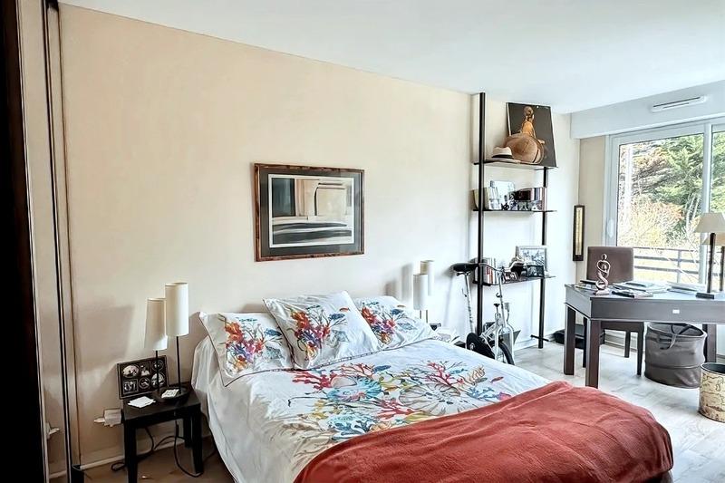 Appartement - 102 m² - 4 pièces