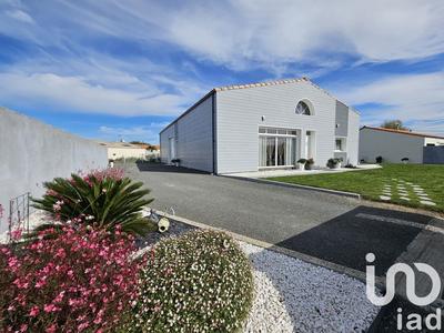 Maison - 141 m² - 5 pièces