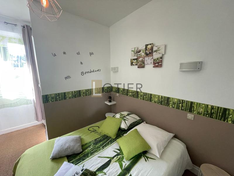 Propriété - 401 m² - 15 pièces