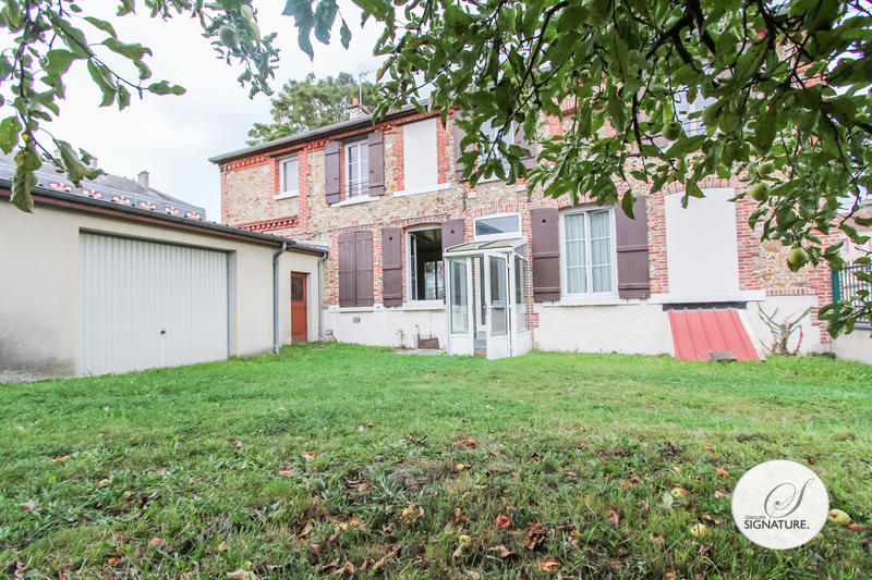 Maison - 140 m² - 6 pièces