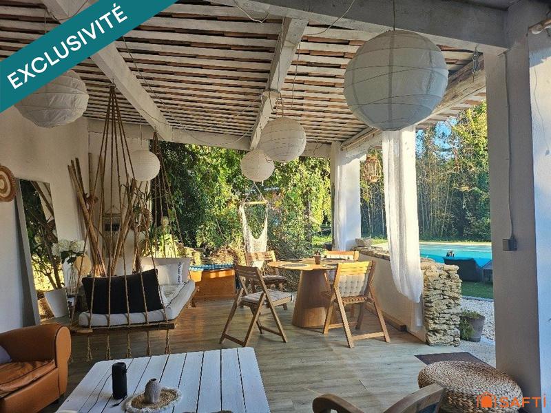 Maison - 293 m² - 8 pièces