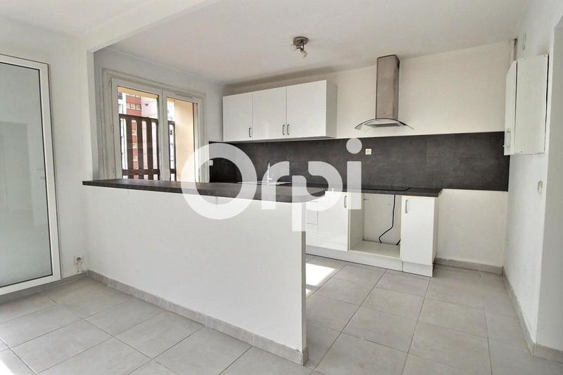 Appartement - 79 m² - 4 pièces