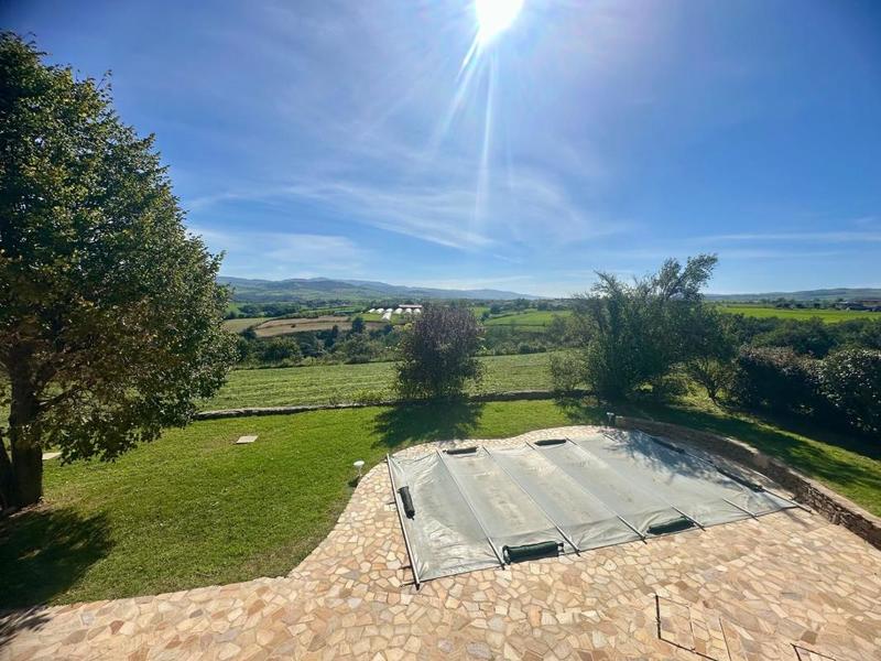 Maison - 175 m² - 5 pièces