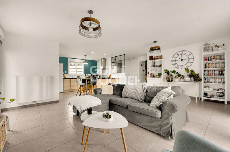 Maison - 102 m² - 4 pièces