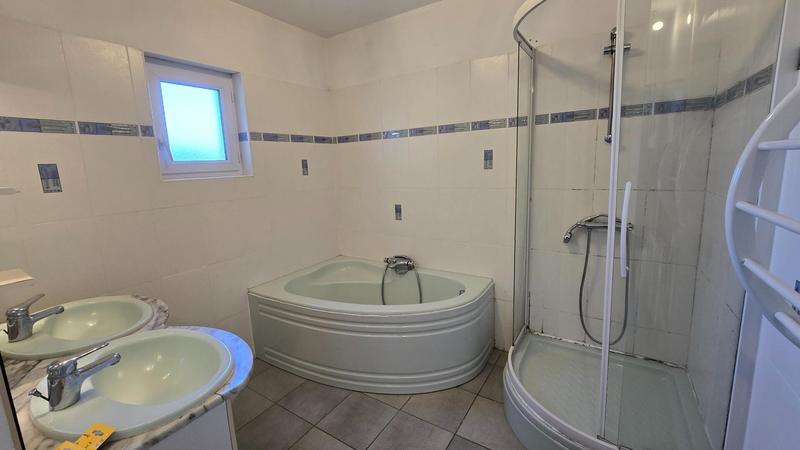 Maison - 144 m² - 6 pièces