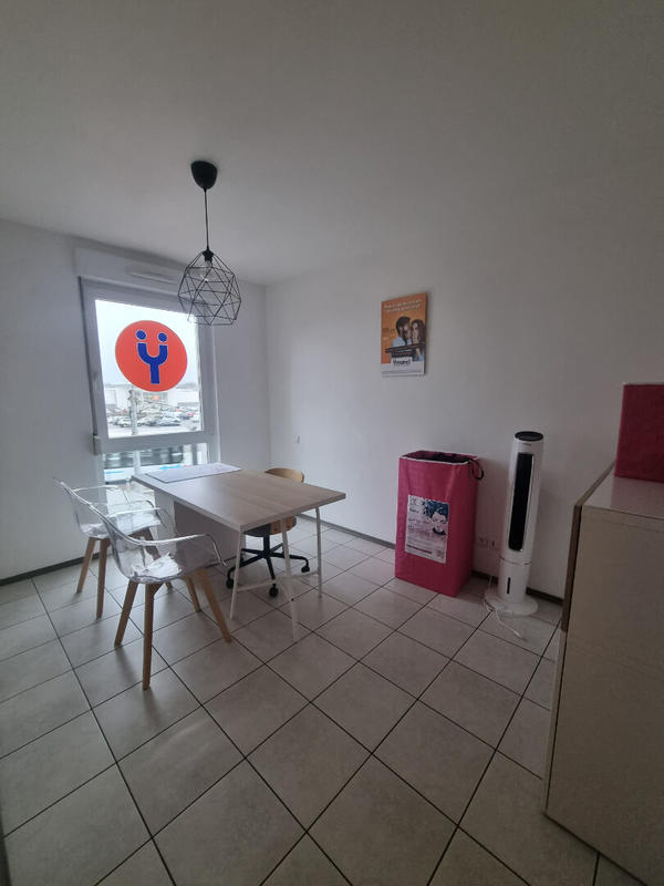 Local commercial - 73 m² - 3 pièces