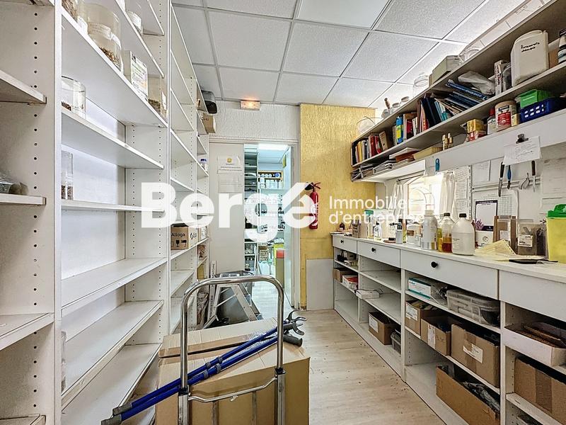 Local commercial - 133 m²