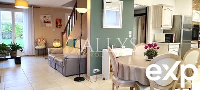 Maison - 122 m² - 7 pièces