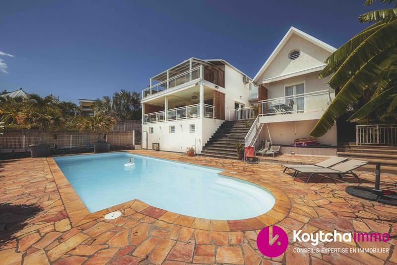 Villa - 288 m² - 10 pièces