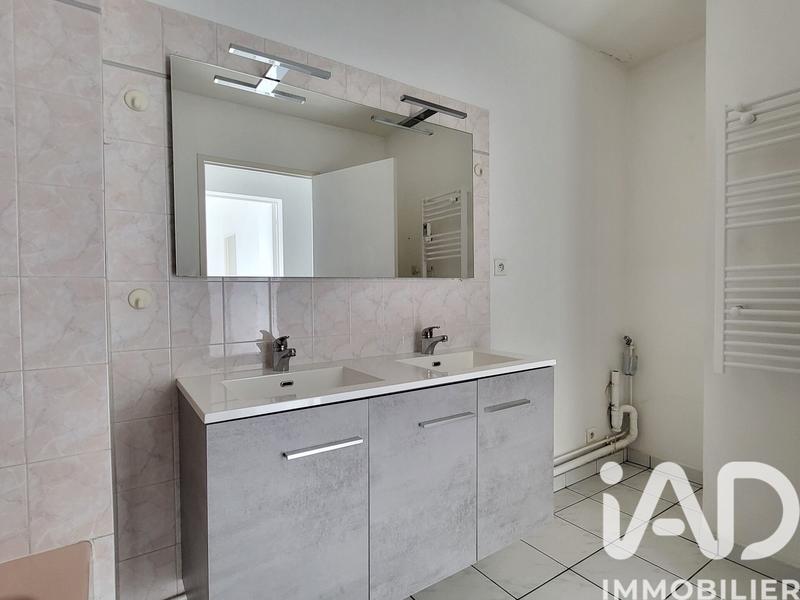 Appartement - 85 m² - 5 pièces