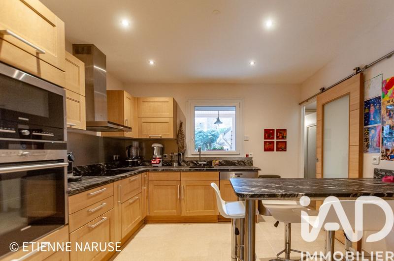 Maison de maîtres - 191 m² - 7 pièces