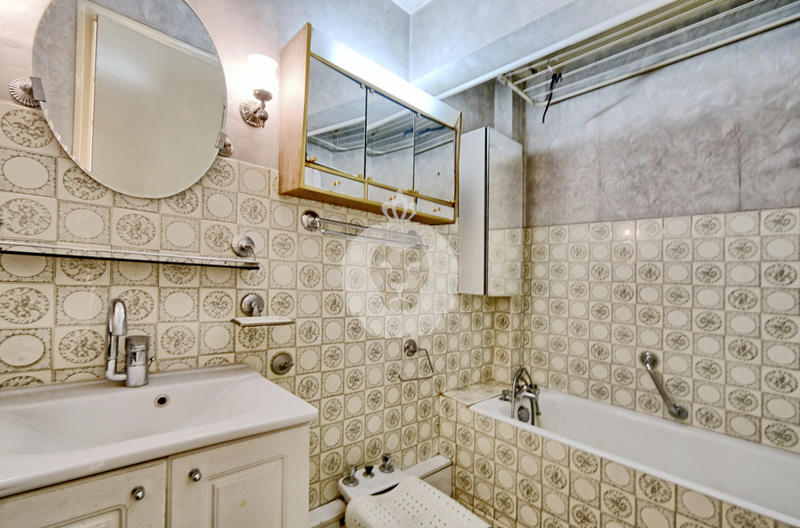 Appartement - 90 m² - 4 pièces