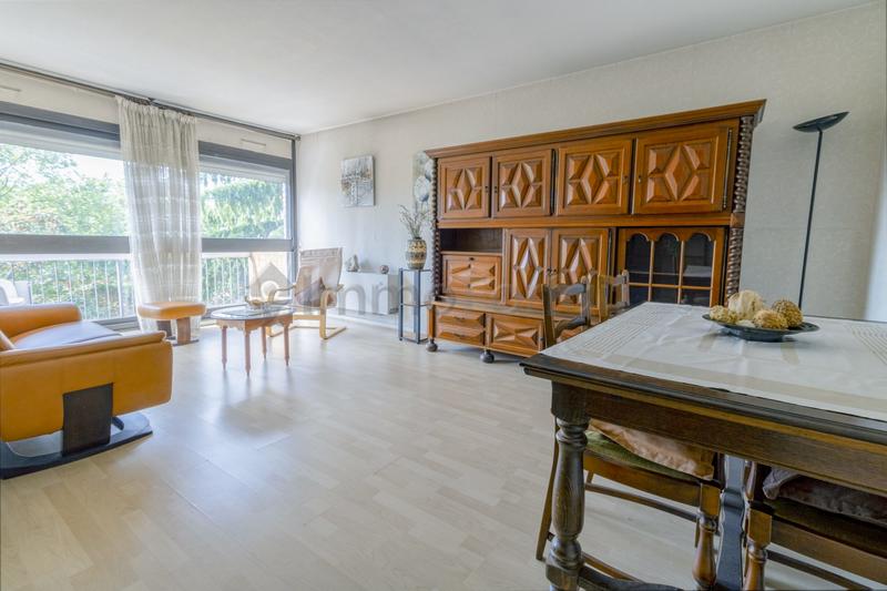 Appartement - 86 m² - 4 pièces