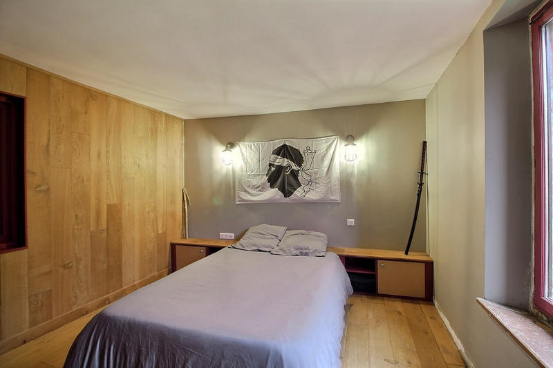 Maison de village - 190 m² - 8 pièces