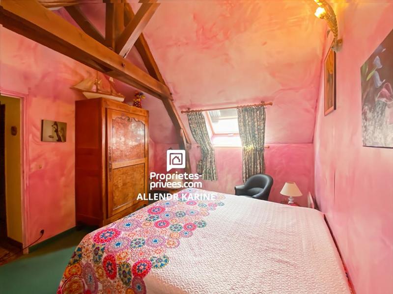 Maison - 220 m² - 11 pièces