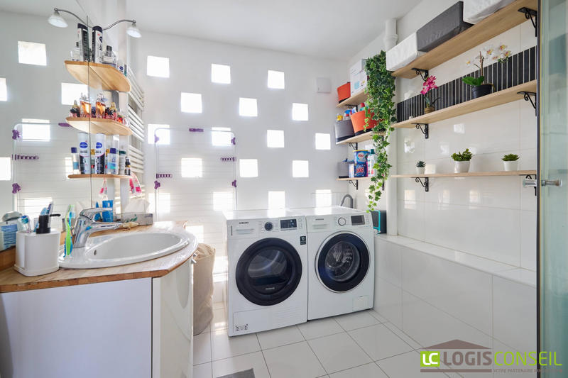 Appartement - 70 m² - 4 pièces