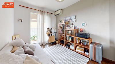 Appartement - 82 m² - 4 pièces