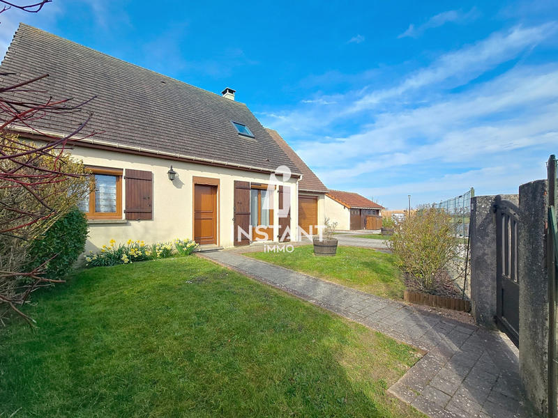 Maison - 104 m² - 5 pièces