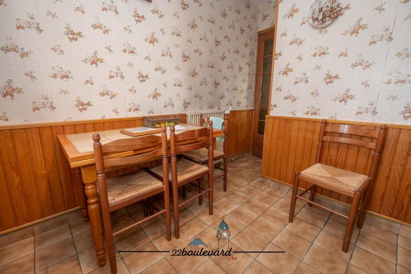 Pavillon - 130 m² - 6 pièces