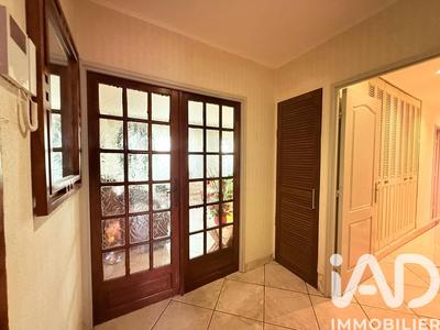 Appartement - 110 m² - 6 pièces