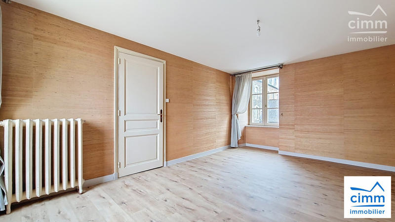Maison - 209 m² - 7 pièces