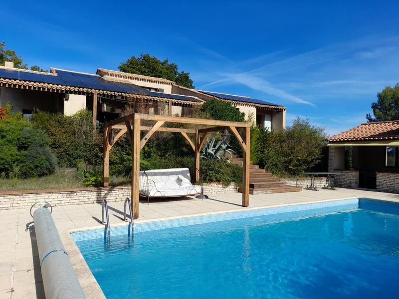 Maison - 165 m² - 6 pièces