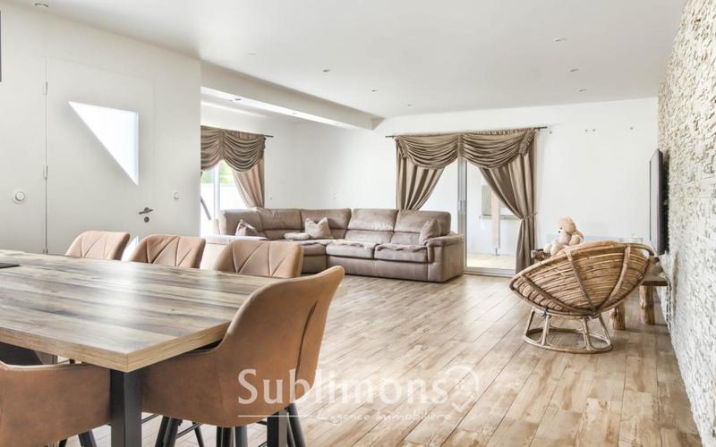 Maison - 90 m² - 4 pièces